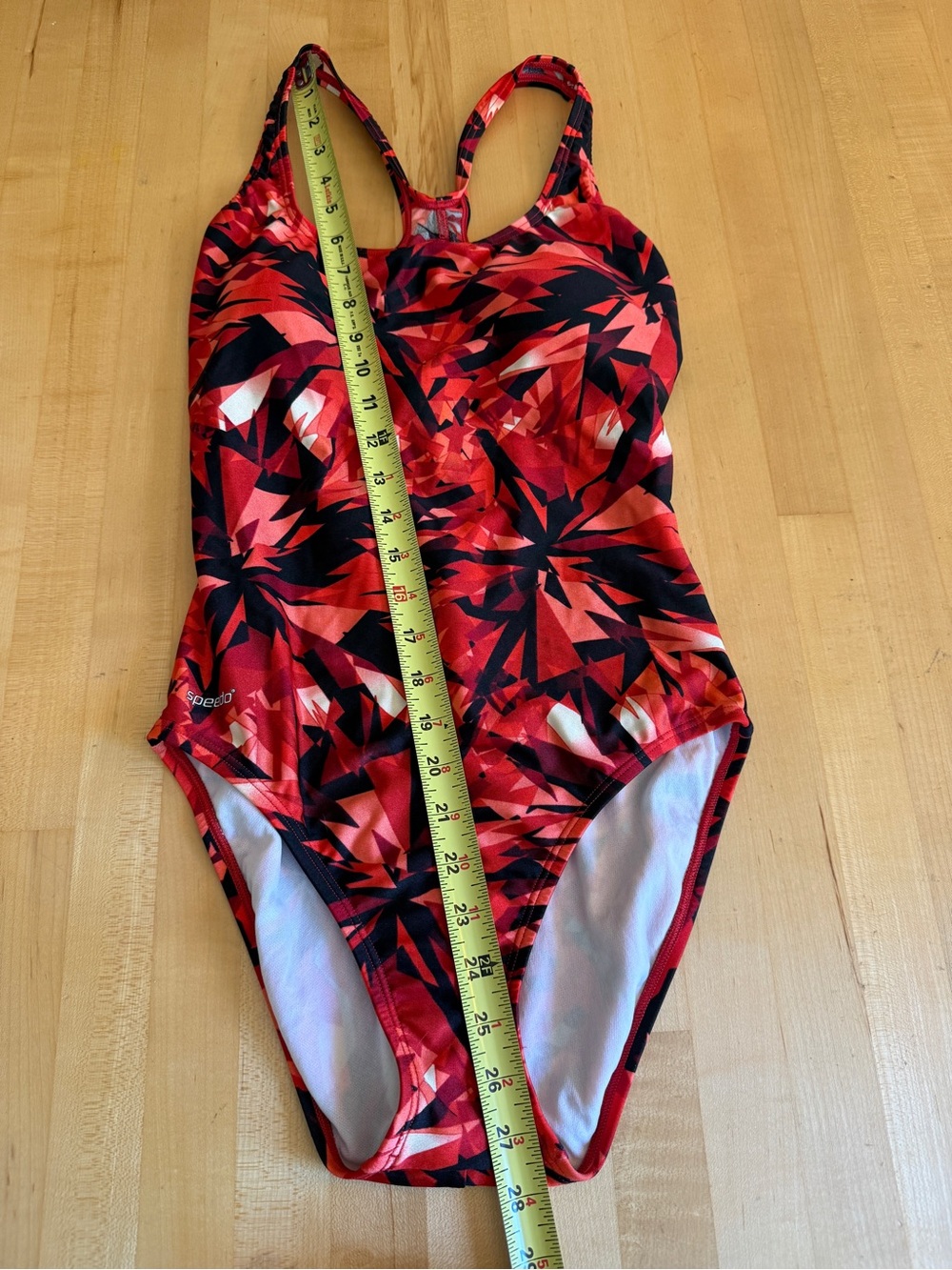 Speedo Red & Black Abstract Print One Piece Swimsuit - Ladies Size 10 *EUC* - Picture 8 of 10
